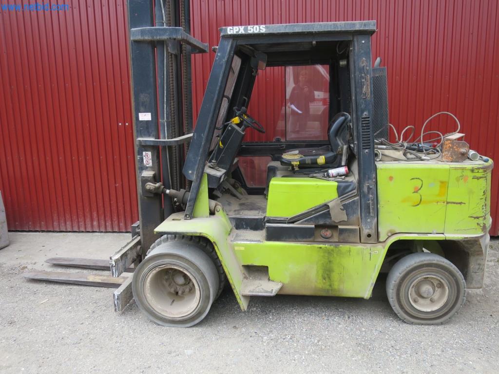 Construction machinery and vehicles (demolition, earthworks and recycling)-3