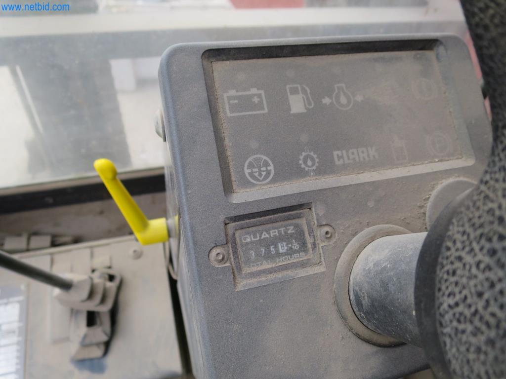 Construction machinery and vehicles (demolition, earthworks and recycling)-5