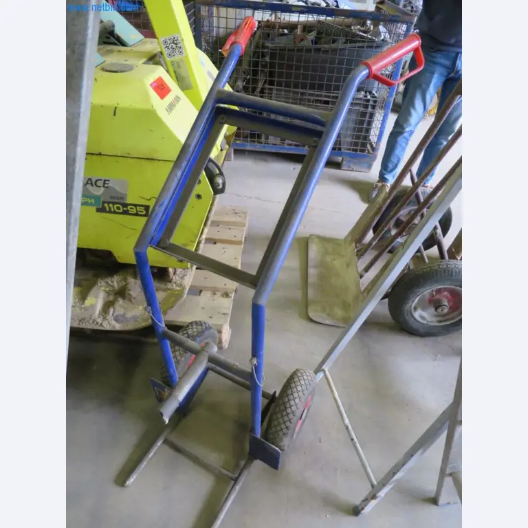Stavební stroje a vozidla (demolice, zemní práce a recyklace)-2