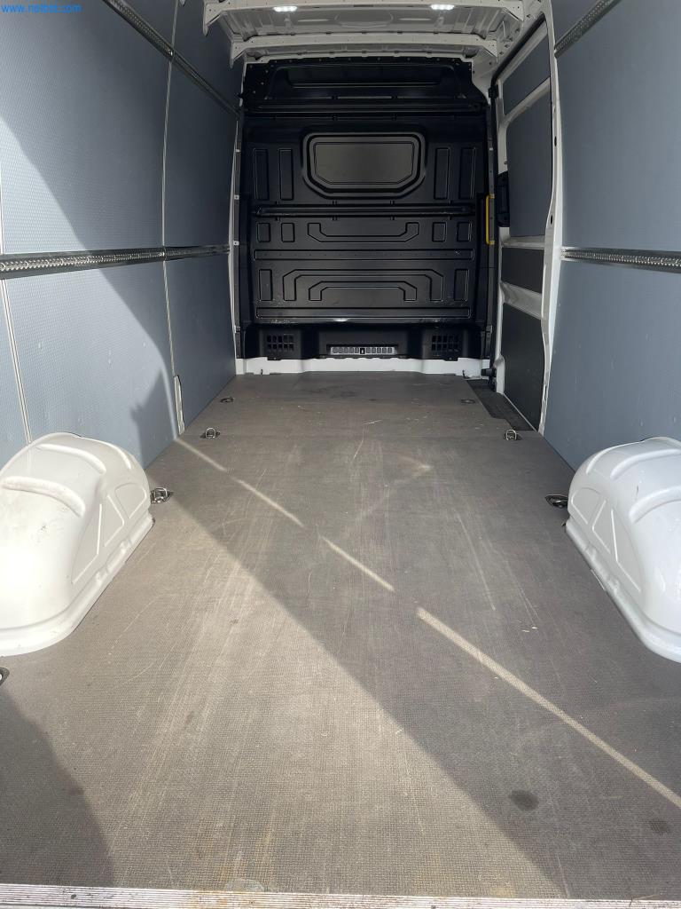 Véhicules d'une entreprise de transport-10