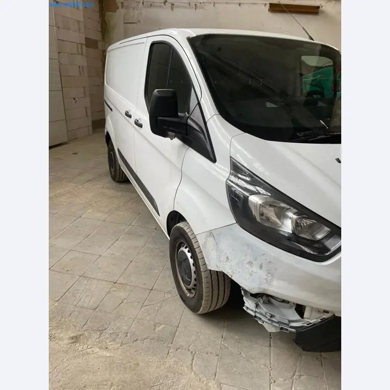 Vehículos de una empresa de transportes-4