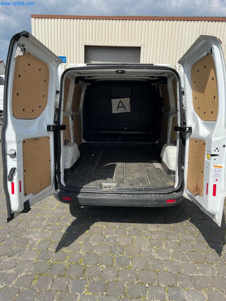 Pojazdy przedsiębiorstwa transportowego-10