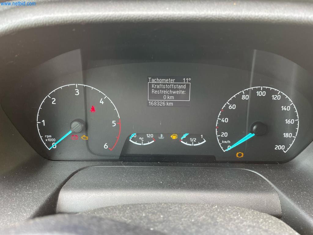 Pojazdy przedsiębiorstwa transportowego-3