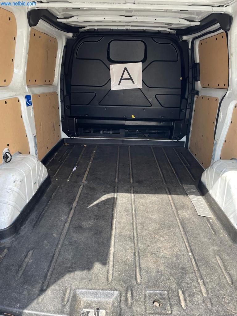 Pojazdy przedsiębiorstwa transportowego-9