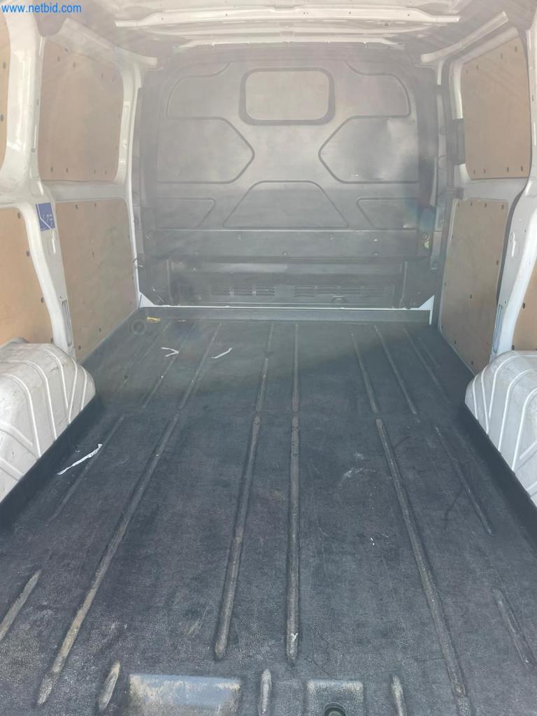 Pojazdy przedsiębiorstwa transportowego-10