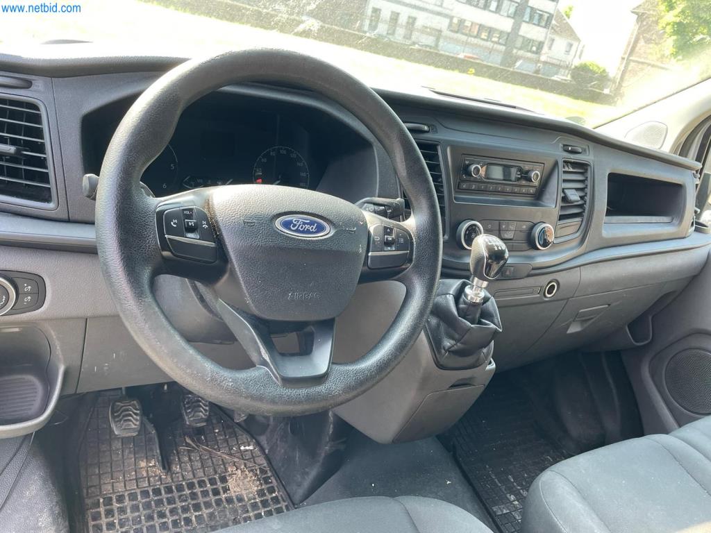 Pojazdy przedsiębiorstwa transportowego-12