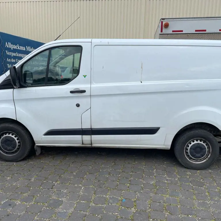 Transporter (dopłata może ulec zmianie) Ford Transit Custom 280 L1H1