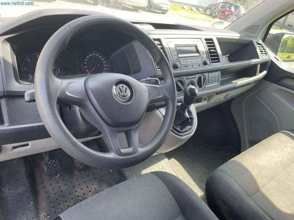 Pojazdy przedsiębiorstwa transportowego-12