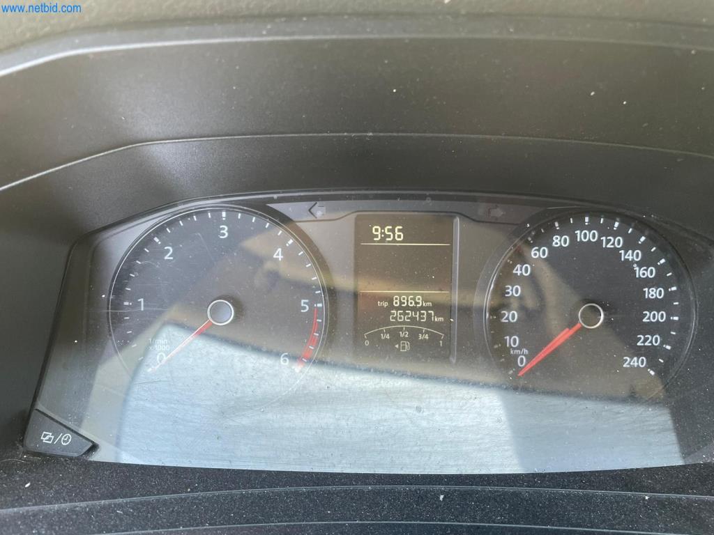 Pojazdy przedsiębiorstwa transportowego-11