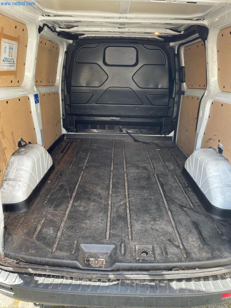 Pojazdy przedsiębiorstwa transportowego-9