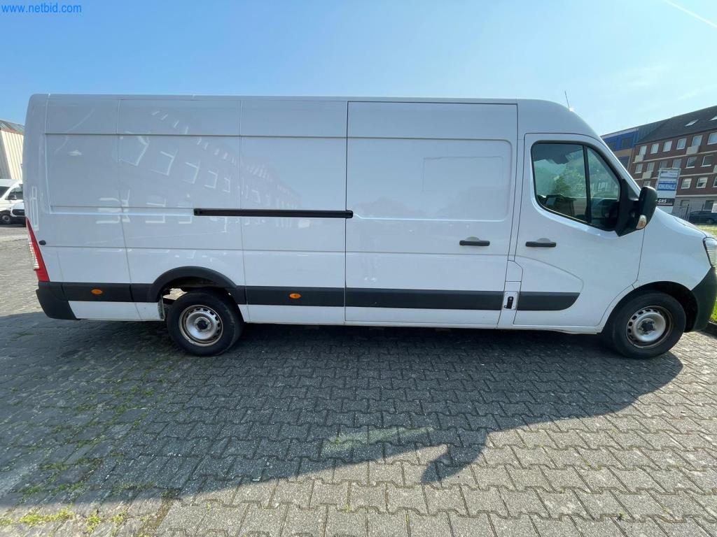 Véhicules d'une entreprise de transport-2