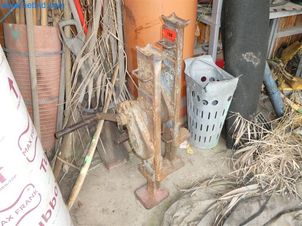 Maschinen aus dem Bereich Hoch- und Tiefbau -1