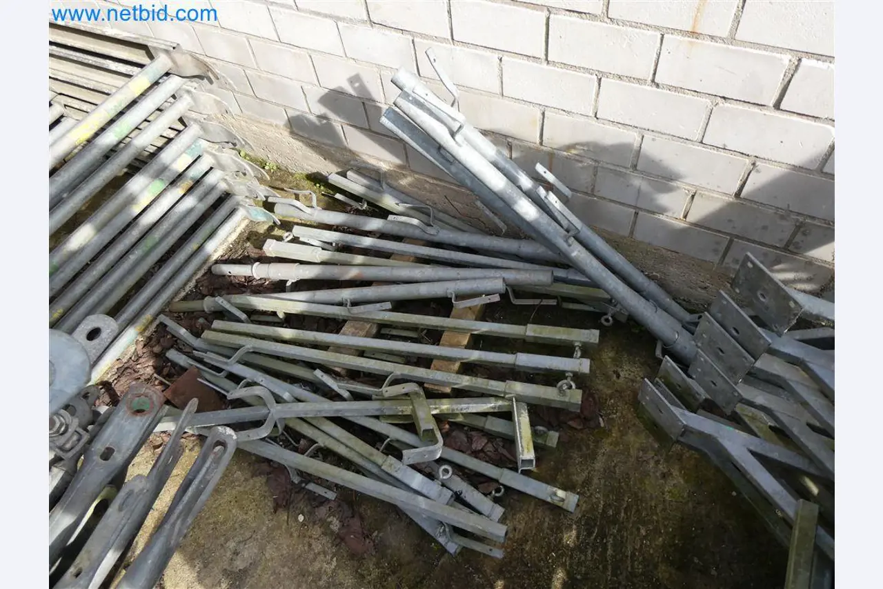 Maschinen aus dem Bereich Hoch- und Tiefbau -3