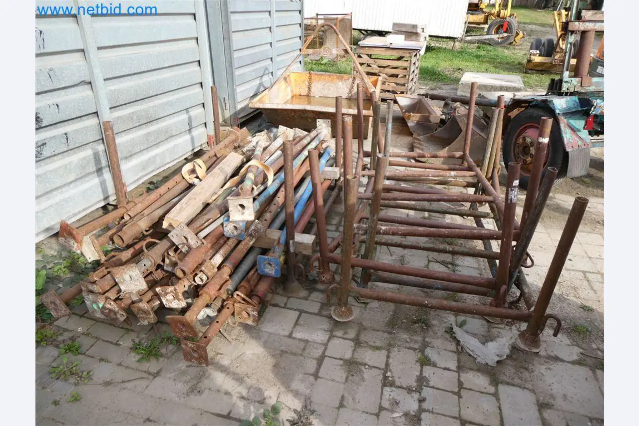 Maschinen aus dem Bereich Hoch- und Tiefbau -3