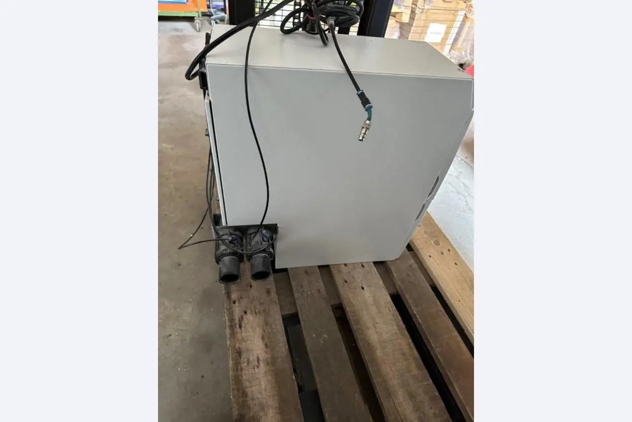 Geräte aus dem Bereich Dentaltechnik-2