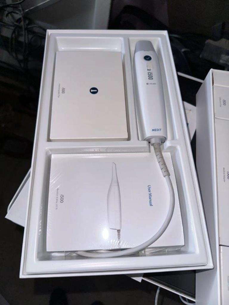 Equipment from the field of dental technology-1