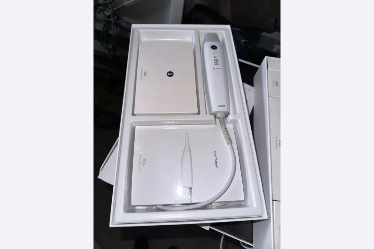 Geräte aus dem Bereich Dentaltechnik-1