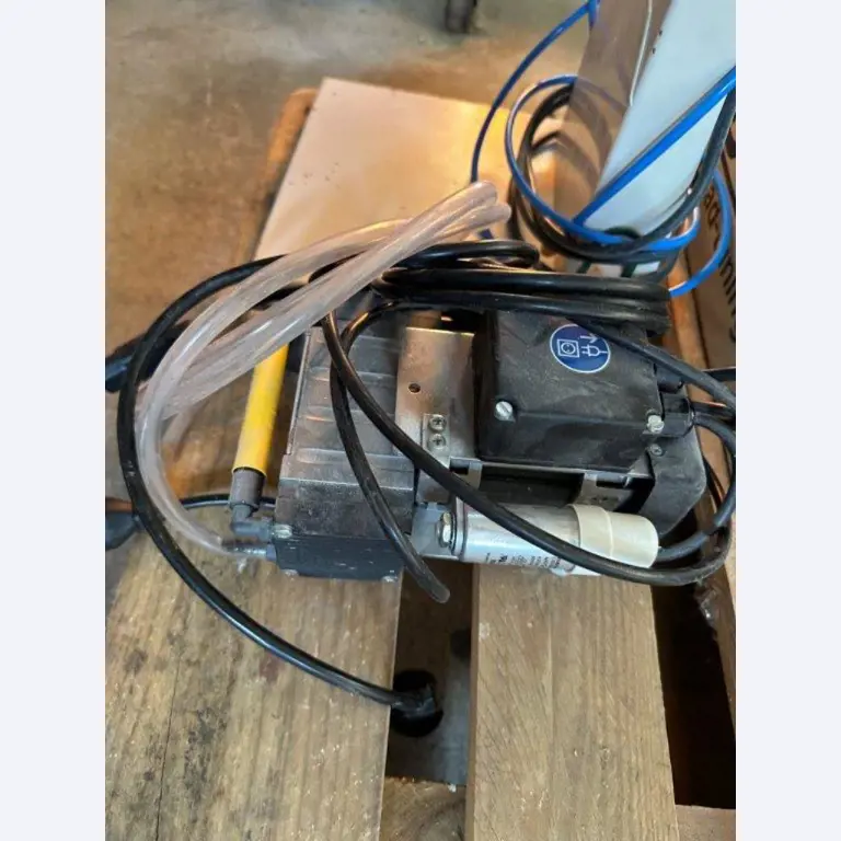 Geräte aus dem Bereich Dentaltechnik-3