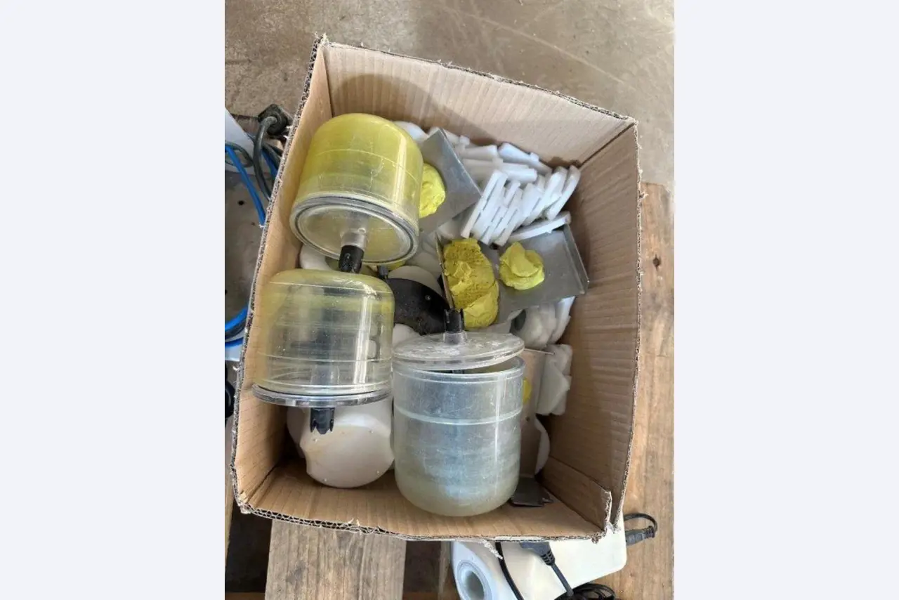 Geräte aus dem Bereich Dentaltechnik-4