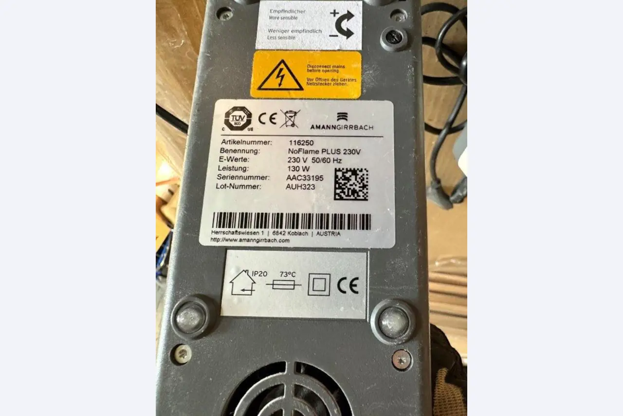 Geräte aus dem Bereich Dentaltechnik-6