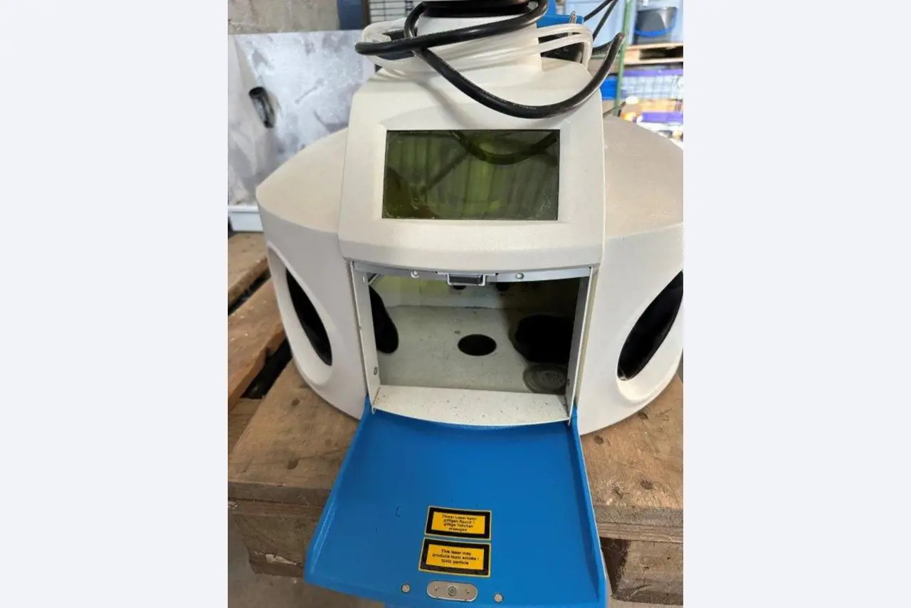 Geräte aus dem Bereich Dentaltechnik-7