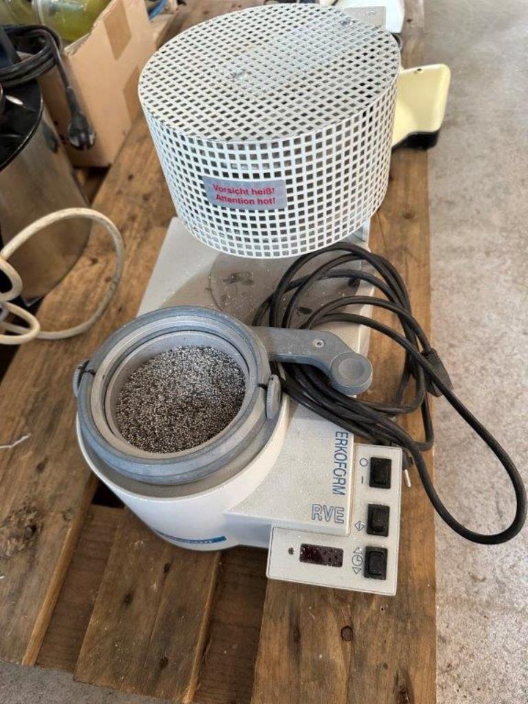 Geräte aus dem Bereich Dentaltechnik-2