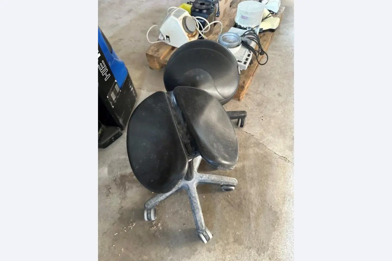 Geräte aus dem Bereich Dentaltechnik-6