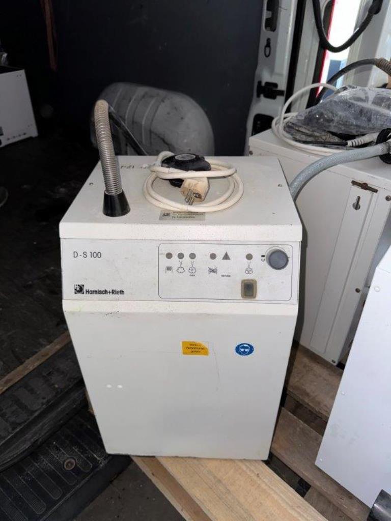 Geräte aus dem Bereich Dentaltechnik-1