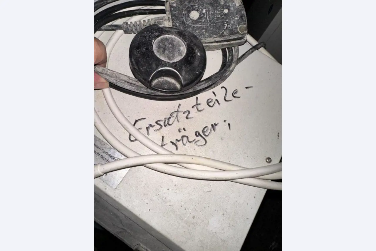 Apparaten uit de tandheelkundige technologiesector-8