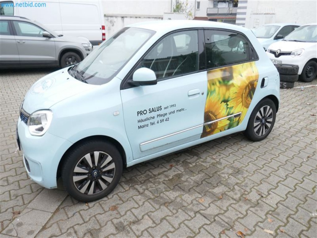 Vehicles of the nursing service-1