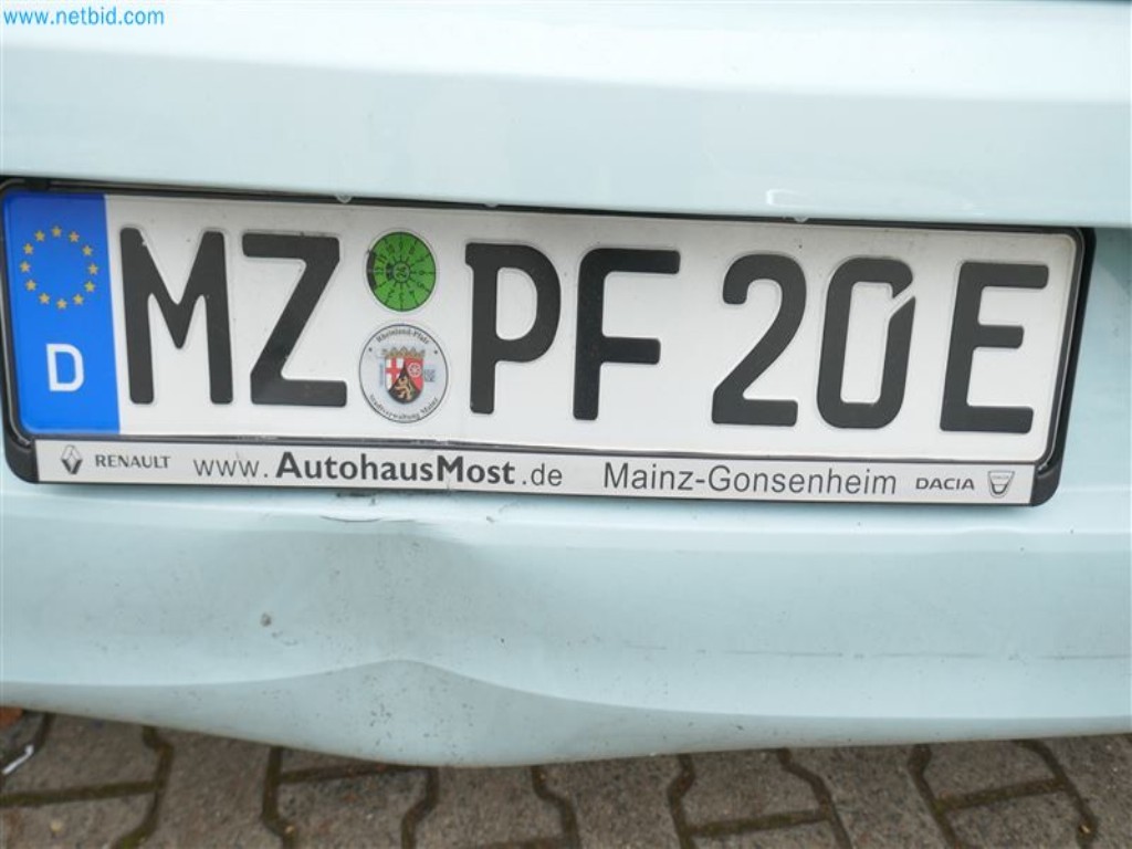 Vehicles of the nursing service-20