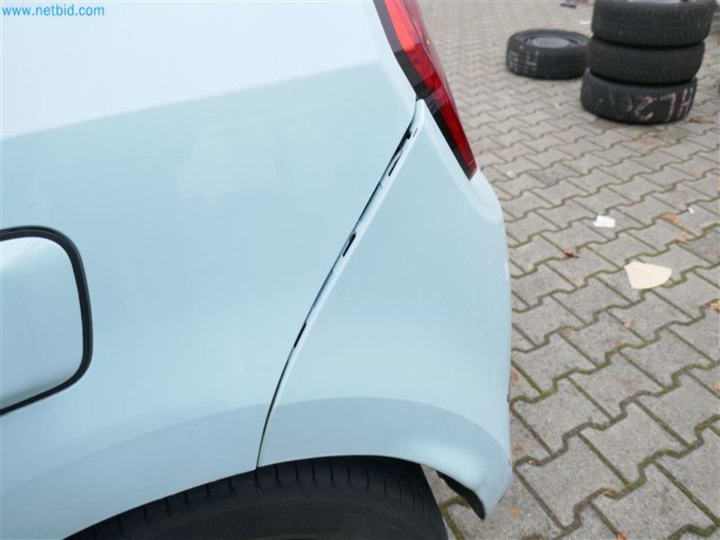 Vehicles of the nursing service-26