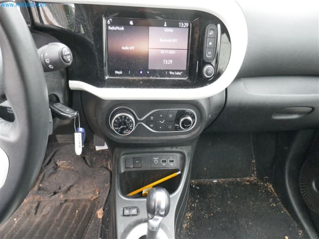 Veículos do serviço de enfermagem-10