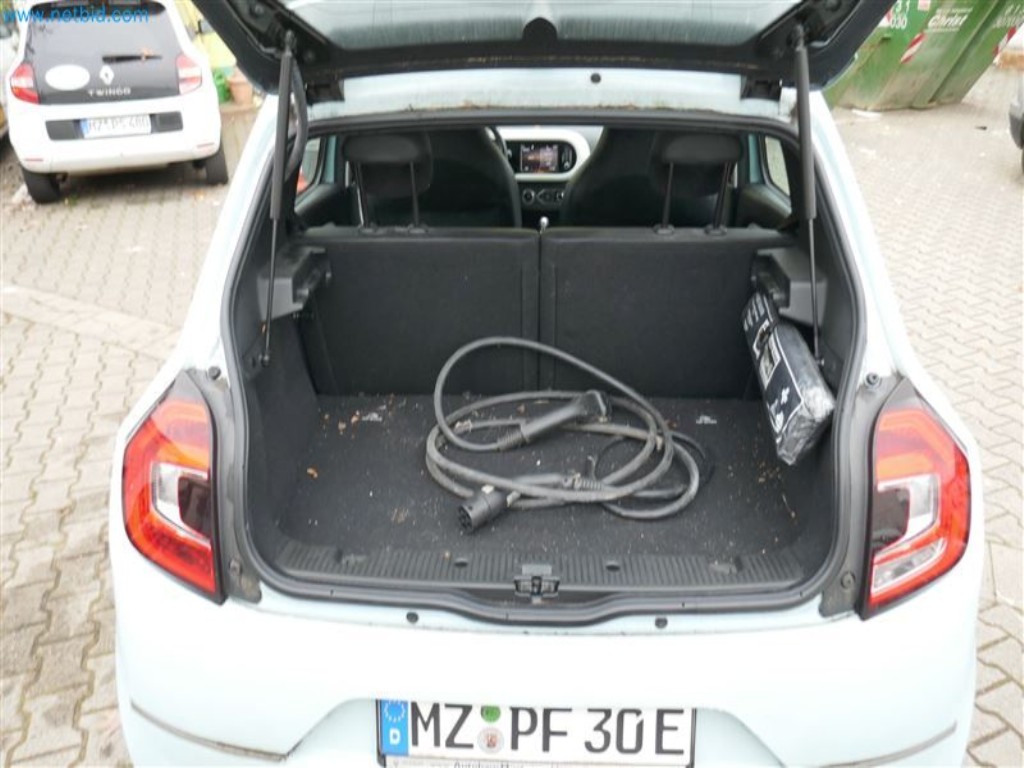 Veículos do serviço de enfermagem-23