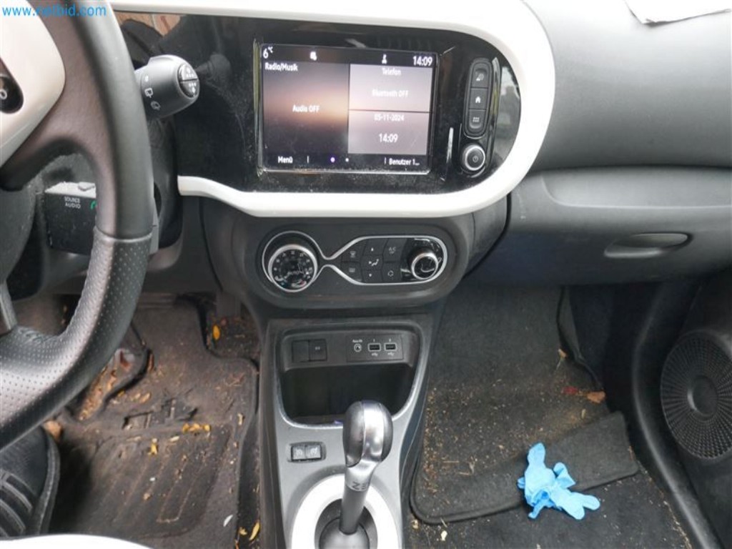 Veículos do serviço de enfermagem-10