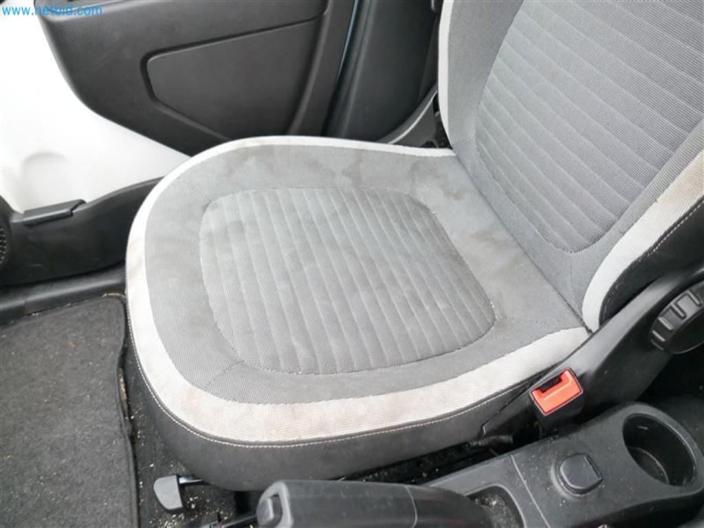 Veículos do serviço de enfermagem-11