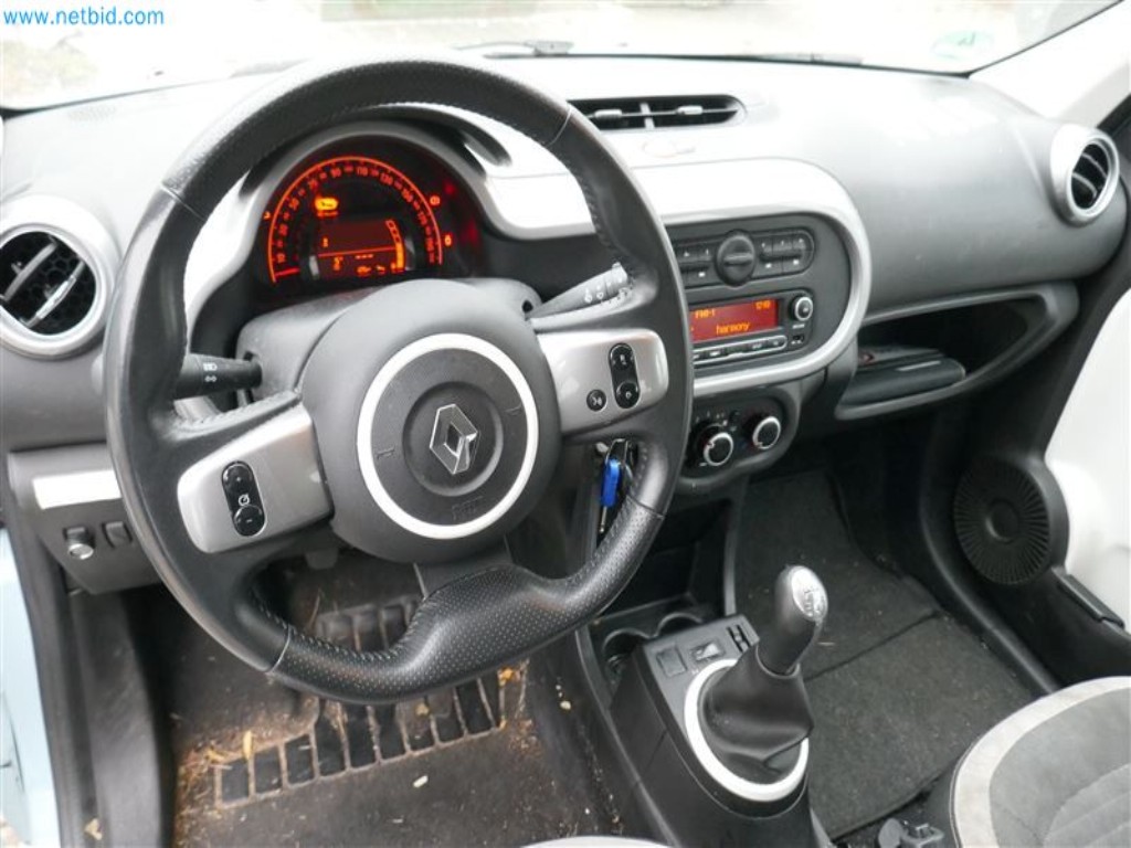 Veículos do serviço de enfermagem-12