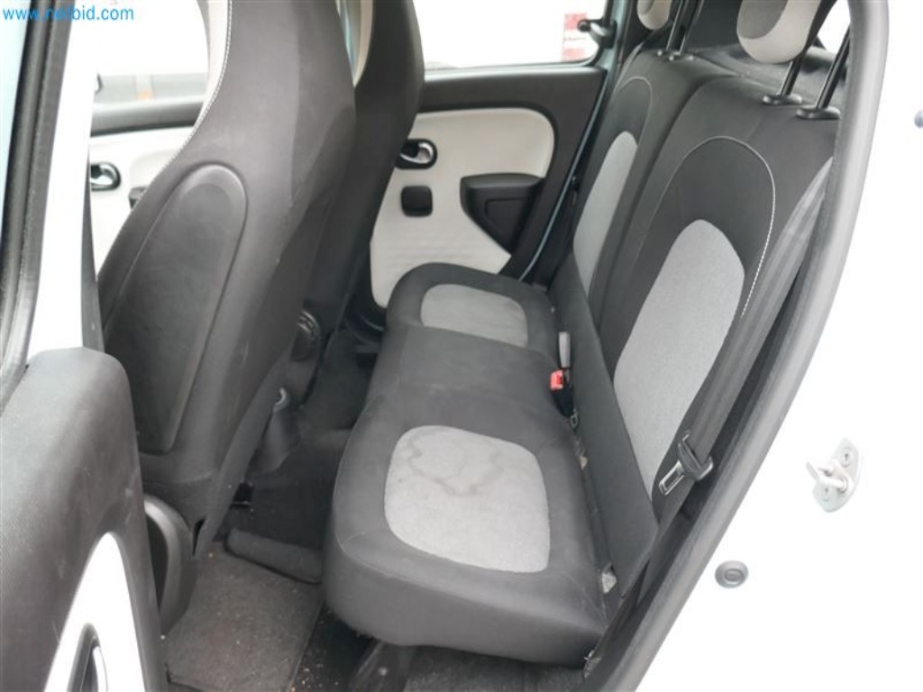 Veículos do serviço de enfermagem-16