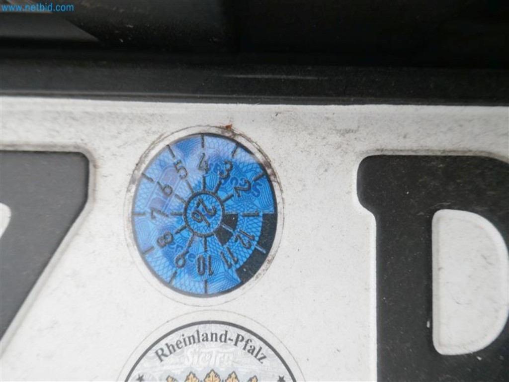 Veículos do serviço de enfermagem-25