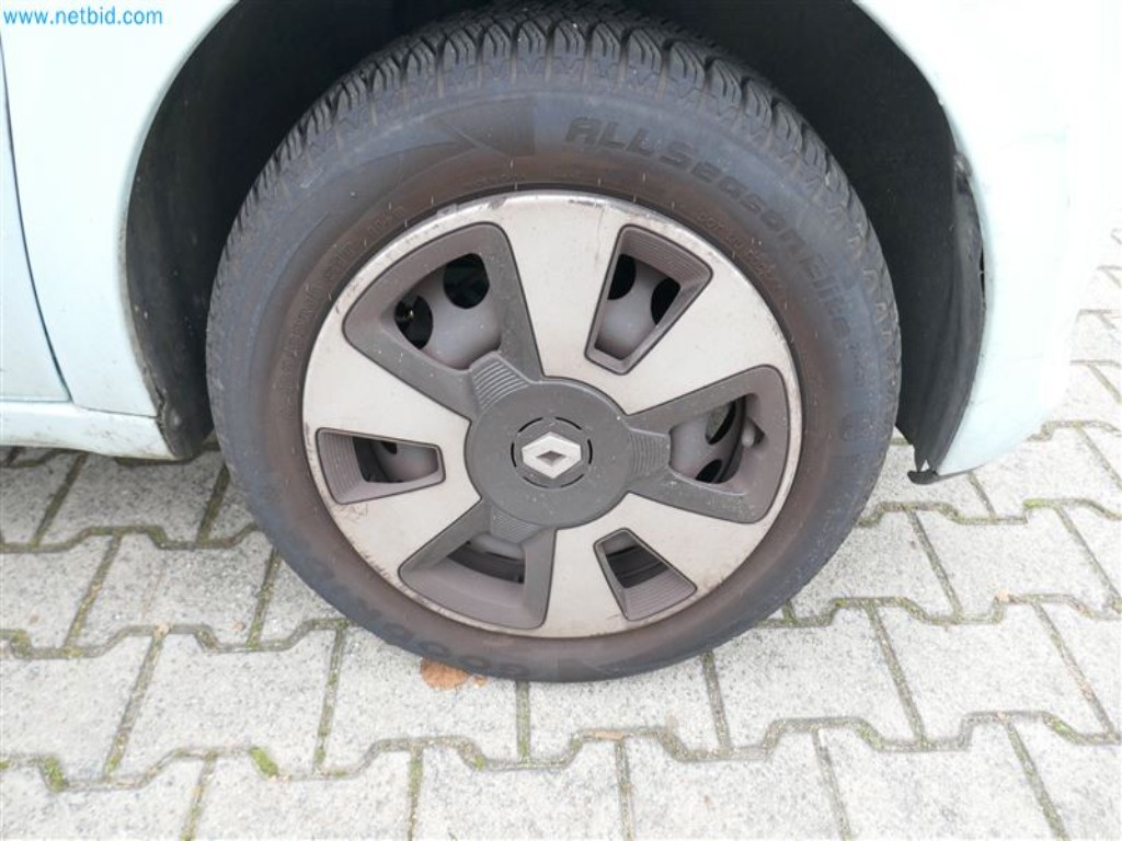 Veículos do serviço de enfermagem-8