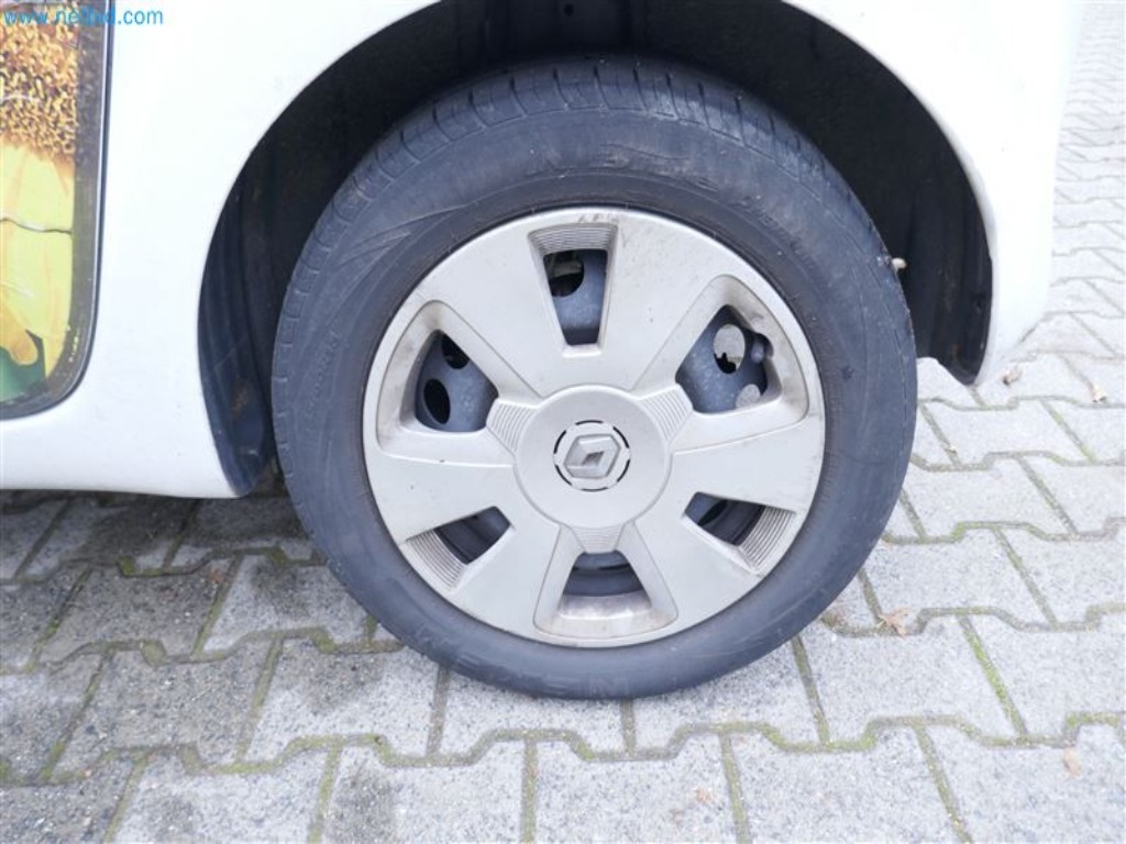 Veículos do serviço de enfermagem-11