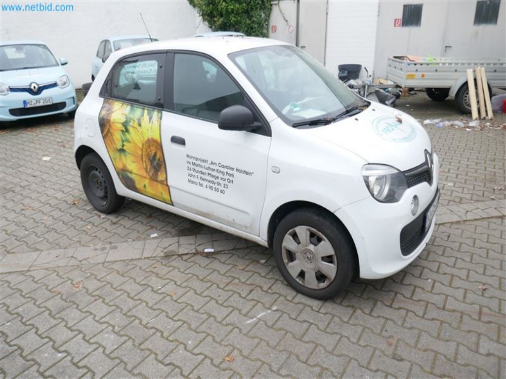 Veículos do serviço de enfermagem-13