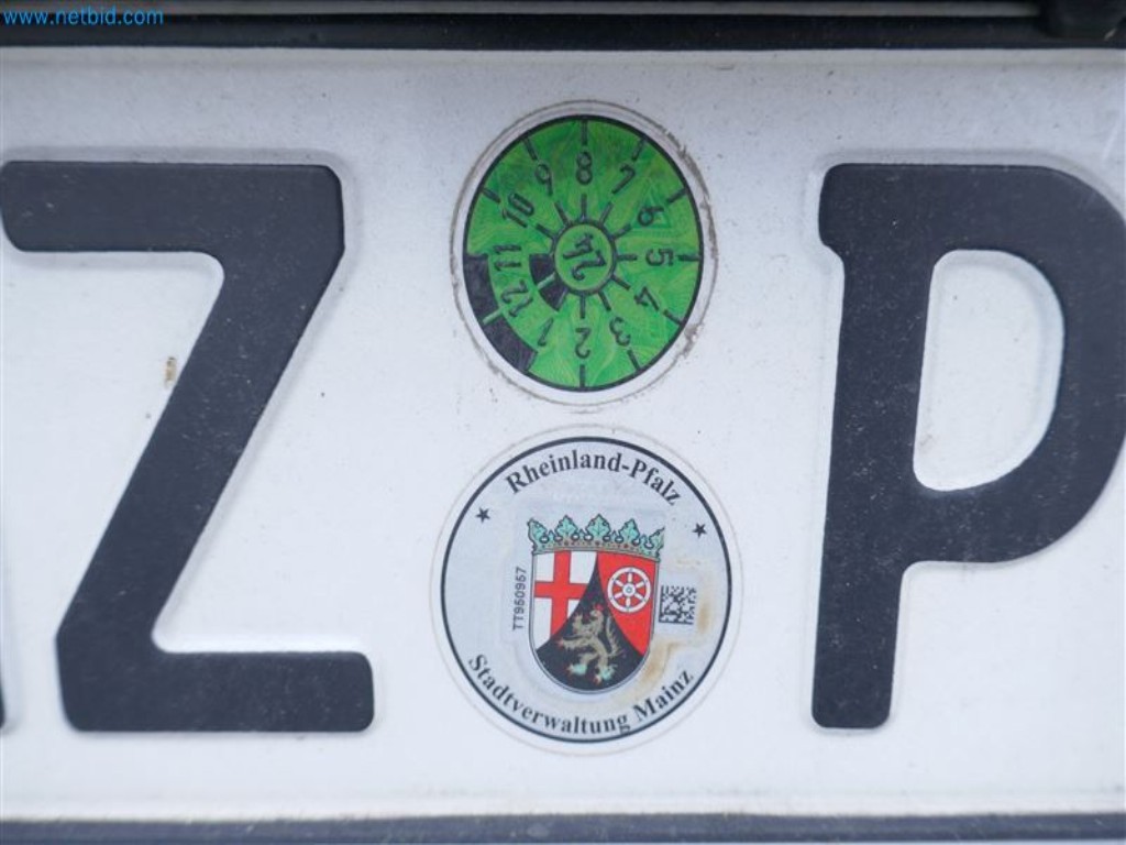 Veículos do serviço de enfermagem-18