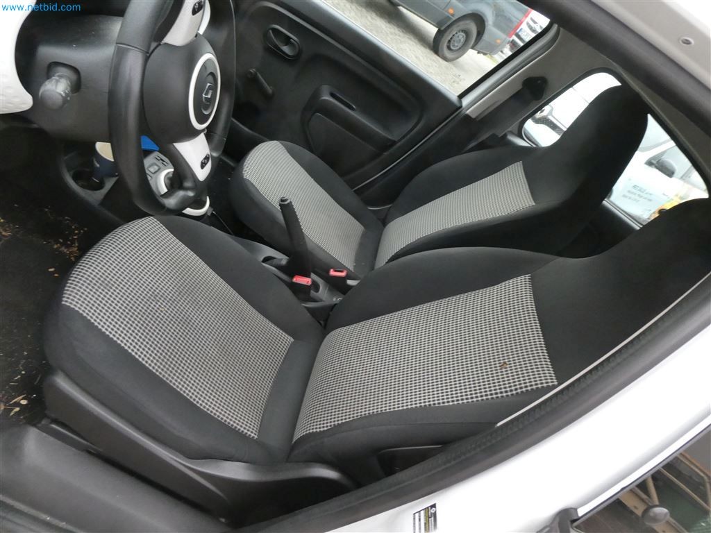 Veículos do serviço de enfermagem-17