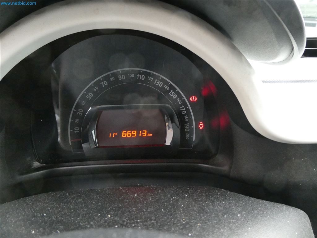 Veículos do serviço de enfermagem-19