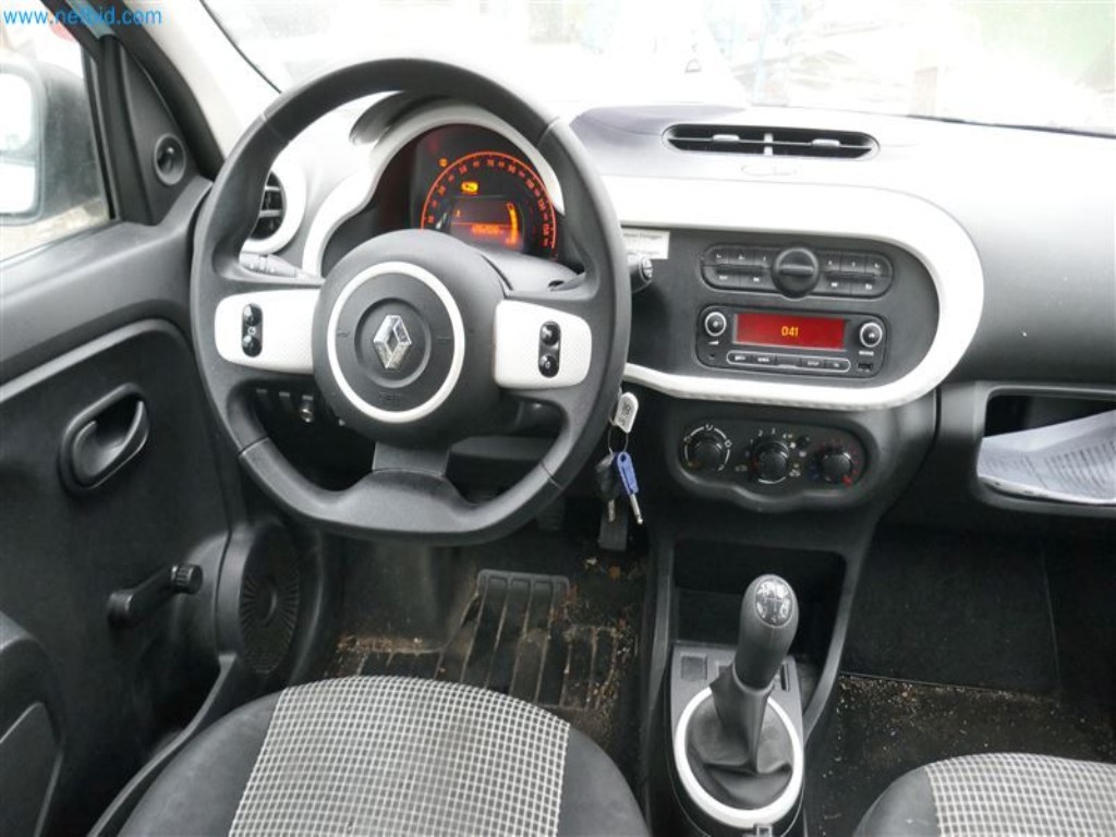 Veículos do serviço de enfermagem-12