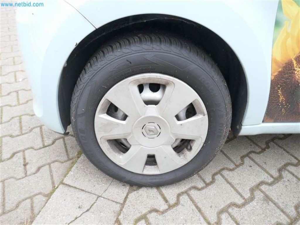 Veículos do serviço de enfermagem-24