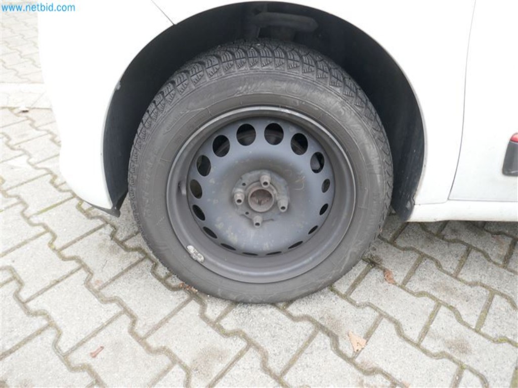 Veículos do serviço de enfermagem-14