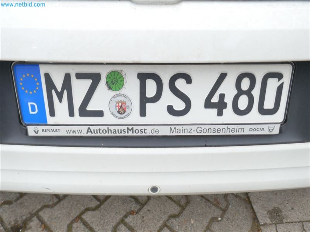 Veículos do serviço de enfermagem-8