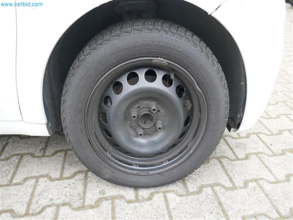 Vozidla pečovatelské služby-10